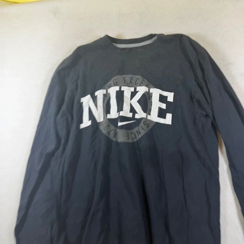 Nike Mens Long Sleev raphic T-Shirt Black Athletic Dept Excellence Since 1972 L